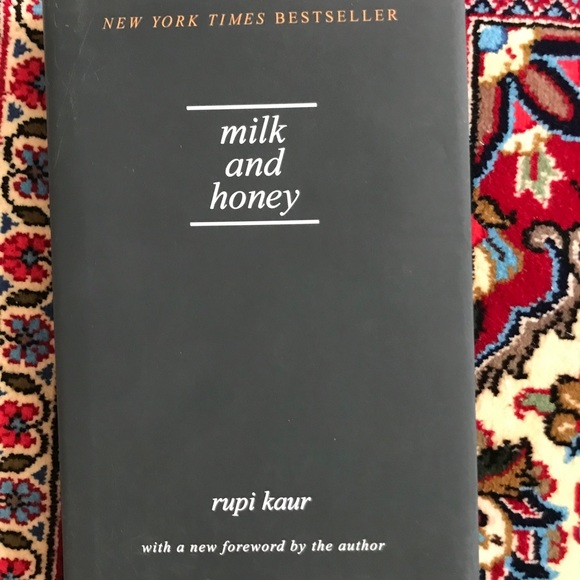 Milk and Honey by Rupi Kaur - Picture 1 of 1